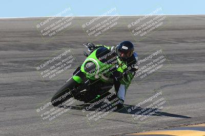 media/Mar-24-2025-Moto Forza (Mon) [[57ce5c5cff]]/3-Beginner Group/Session 2 Bowl/